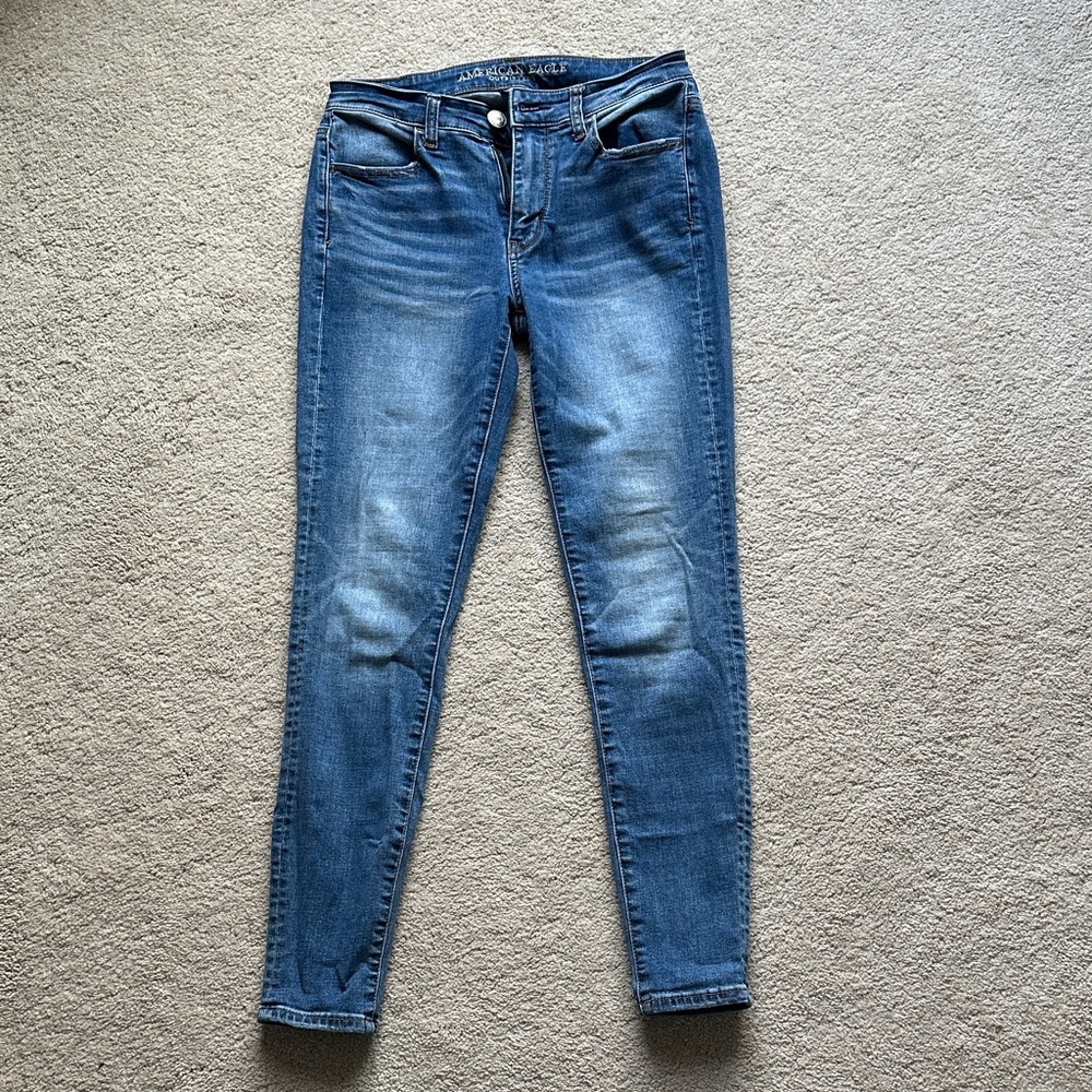 American Eagle Super Stretch Blue Skinny Jeans